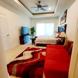 Landmark By Segovia Apartamento